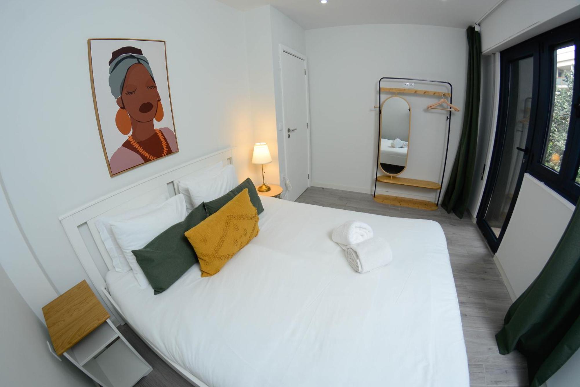 Travel And Live Apartments Порто Екстериор снимка
