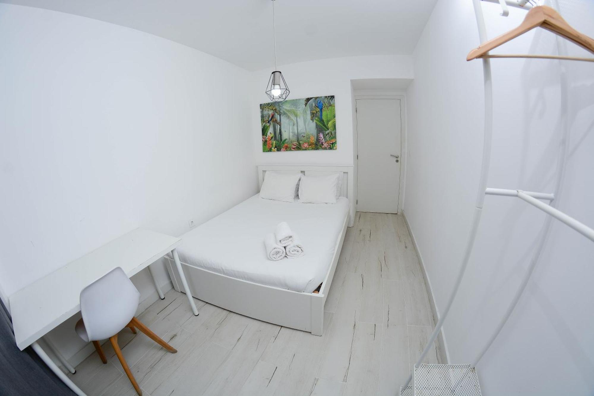 Travel And Live Apartments Порто Екстериор снимка